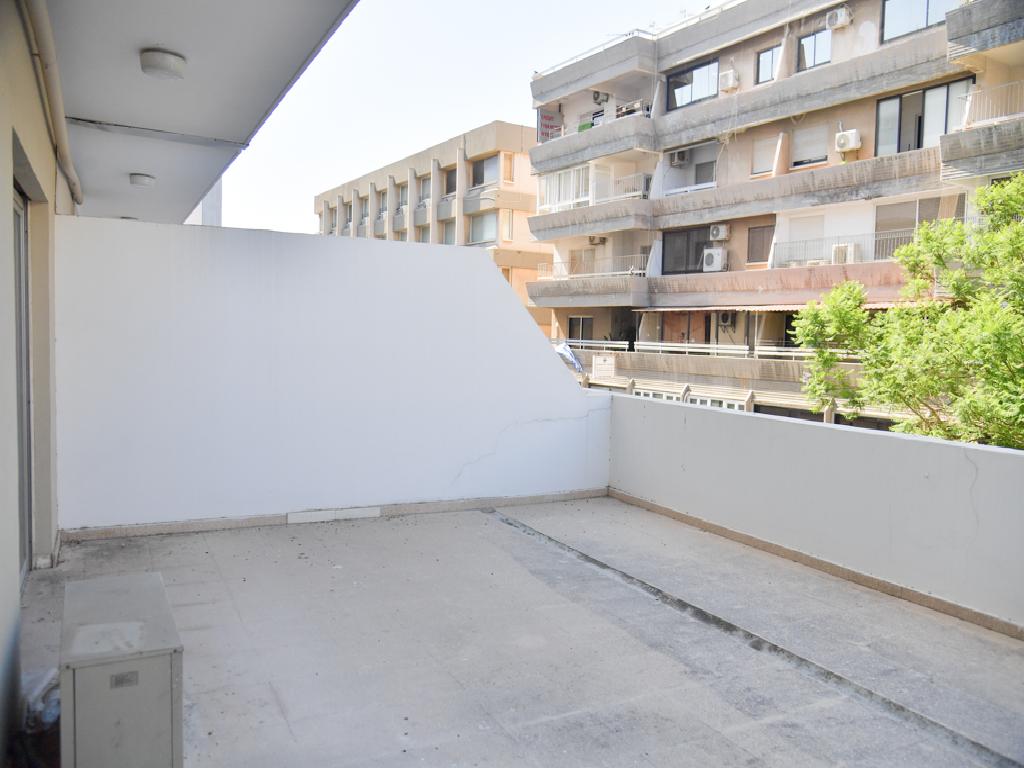 two-bedroom-apartment-for-sale-in-larnaca-CY2433