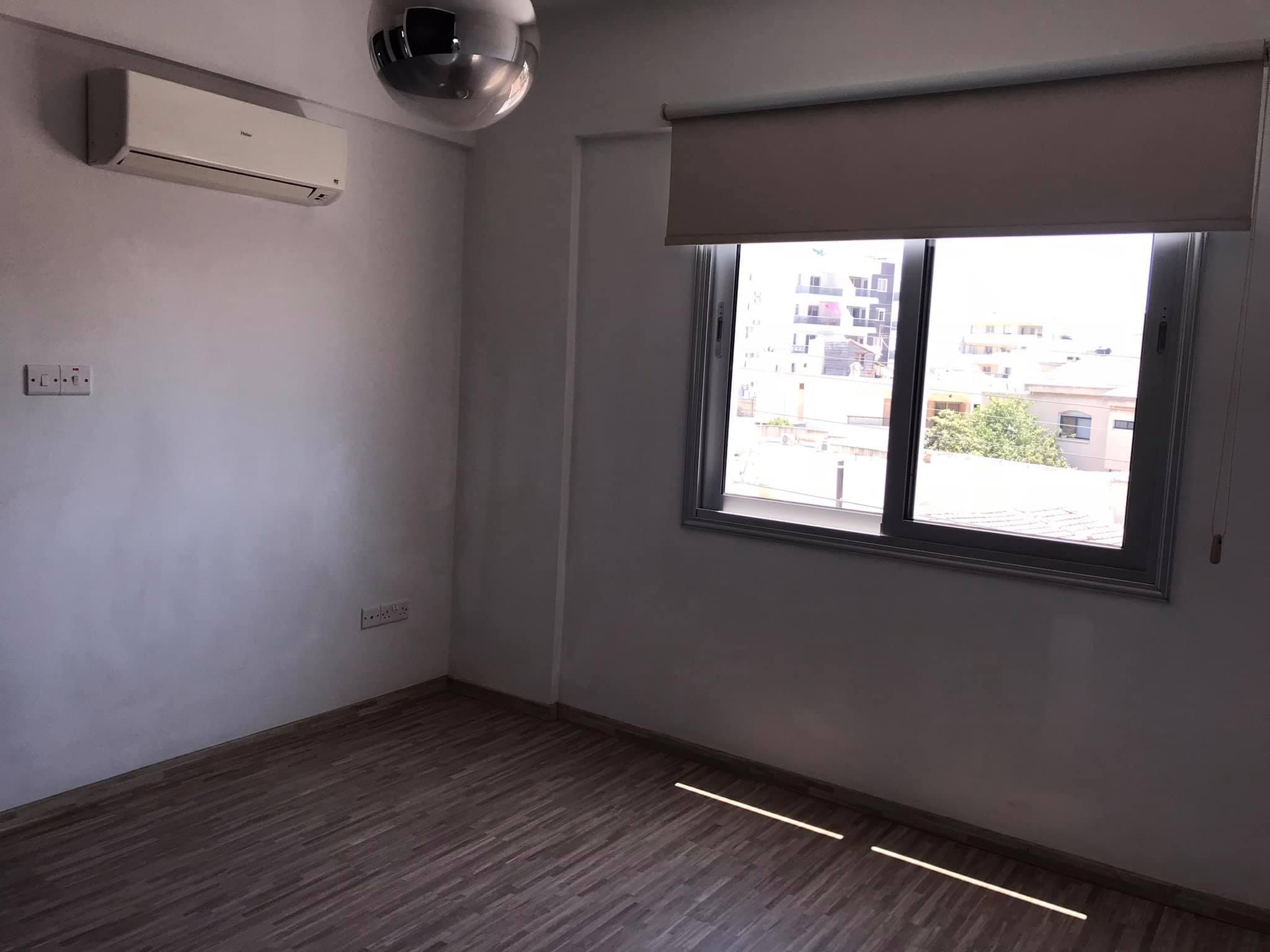 three-bedroom-flat-for-rent-CY2431