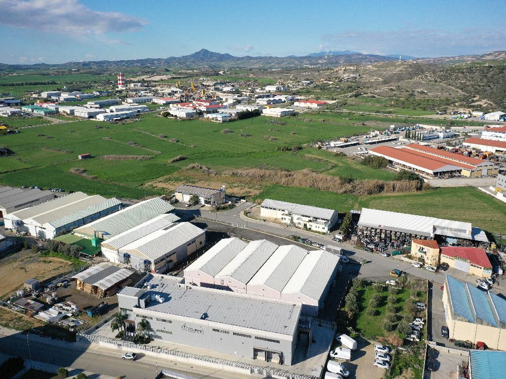 for-sale-is-an-industrial-warehouse-in-aradipou-CY2392