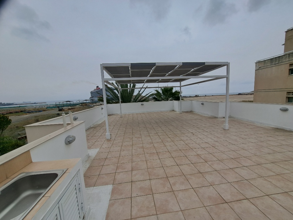 upper-house-for-rent-near-the-port-CY2363