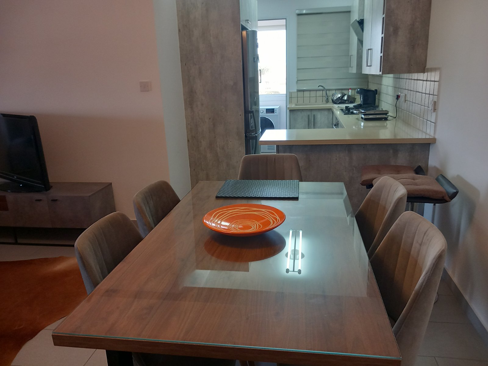 flat-for-rent-in-livadia-CY2161