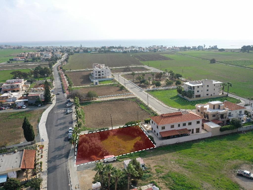 plot-for-sale-in-pervolia-CY2150