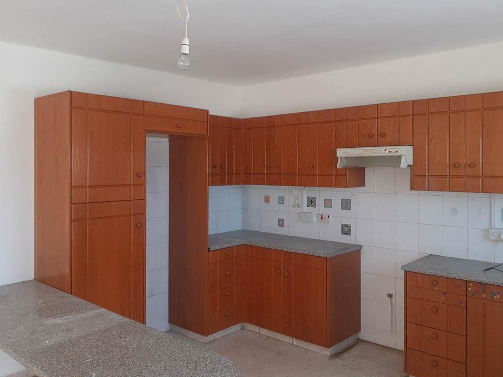 two-bedroom-apartment-for-sale-in-paralimni-CY2111