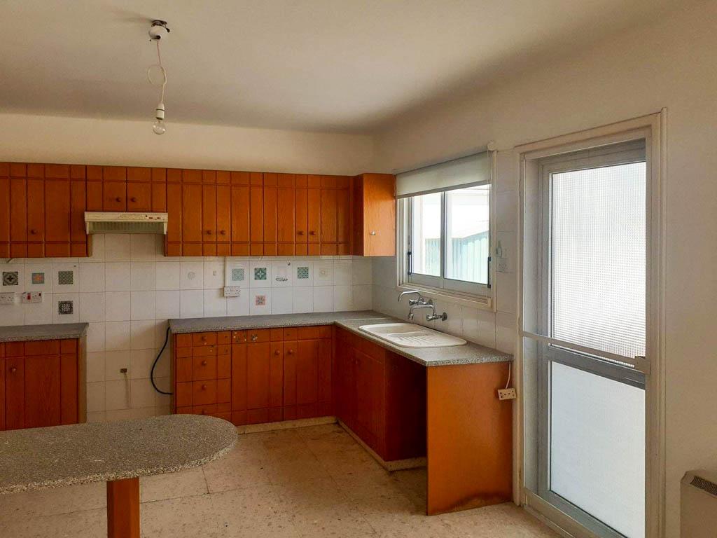 two-bedroom-apartment-for-sale-in-paralimni-CY2111