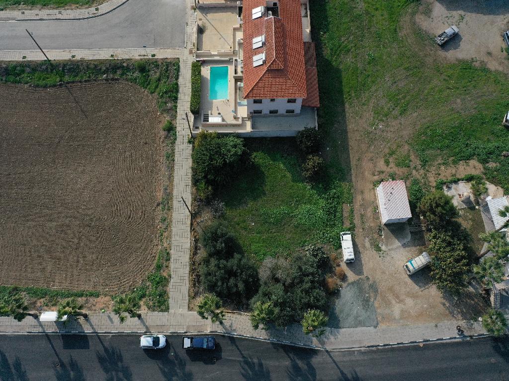 residential-plot-for-sale-in-perivolia-CY2069