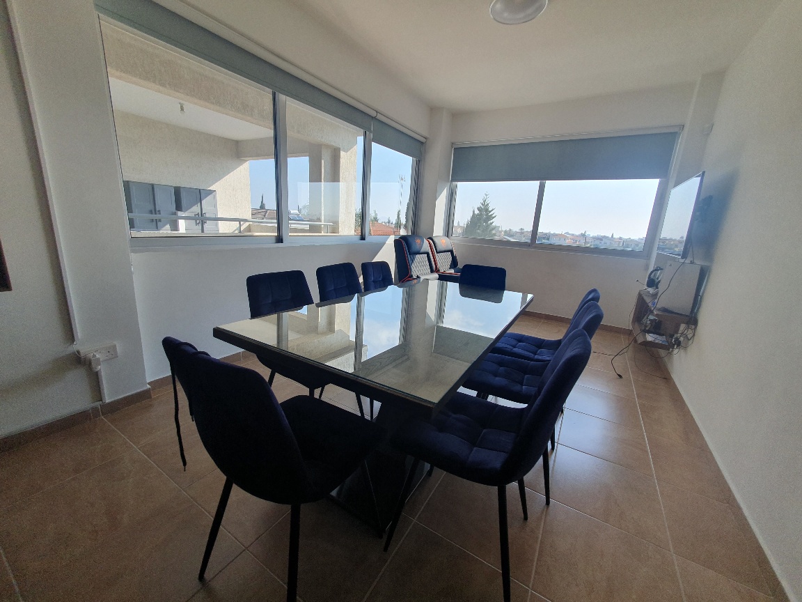 amazing-penthouse-for-sale-in-aradipou-CY2056