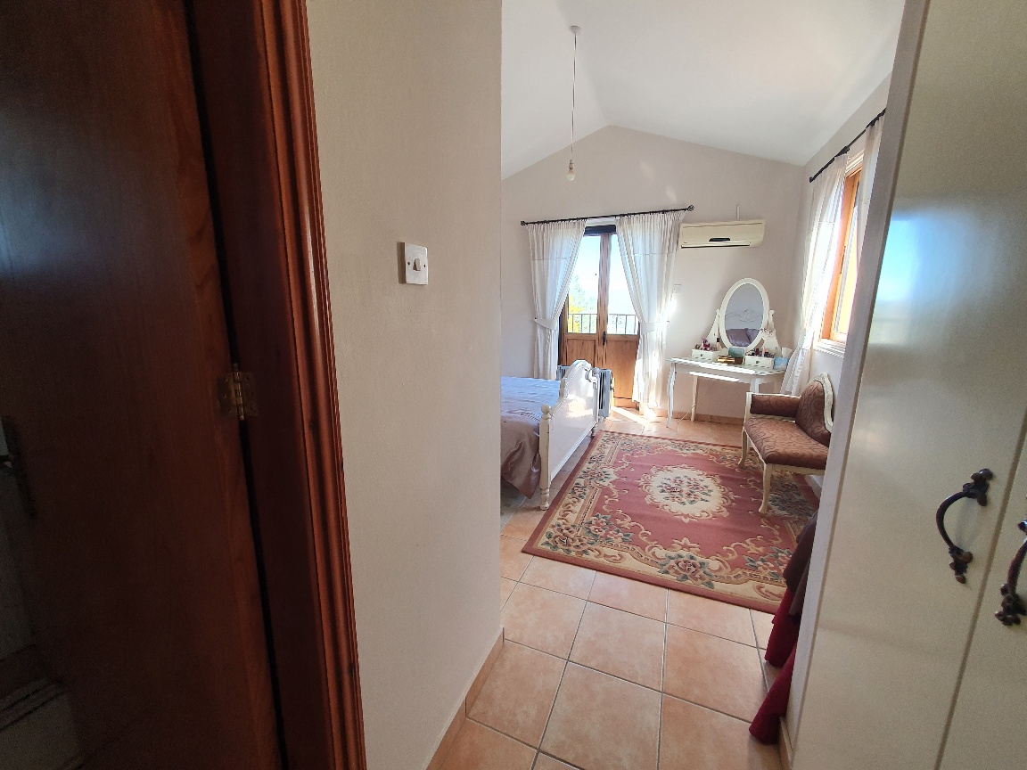 house-for-sale-in-vavla-CY1923