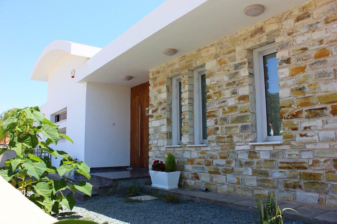 amazing-house-for-sale-in-oroklini-CY1910