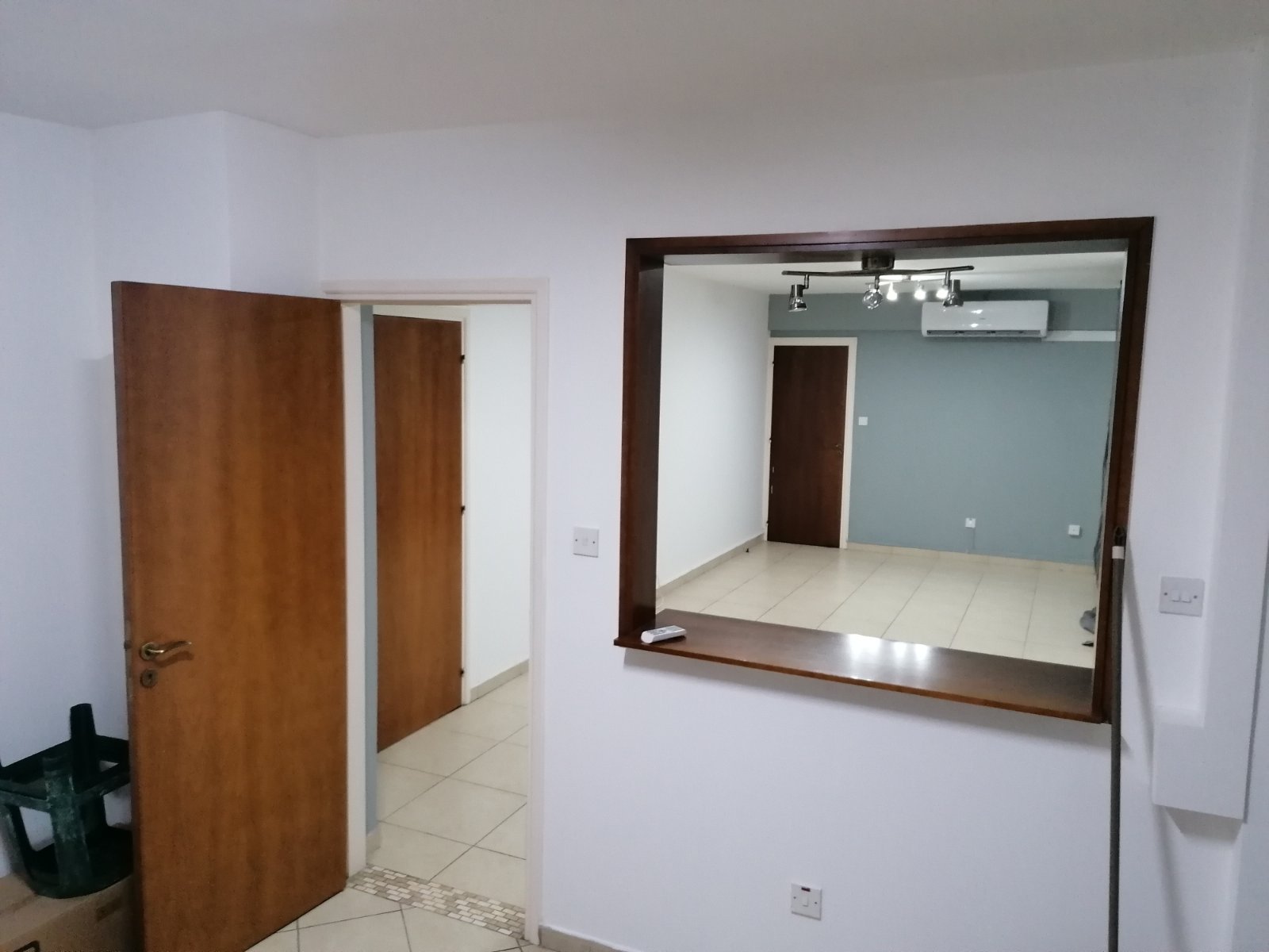 three-bedroom-flat-for-rent-CY2467