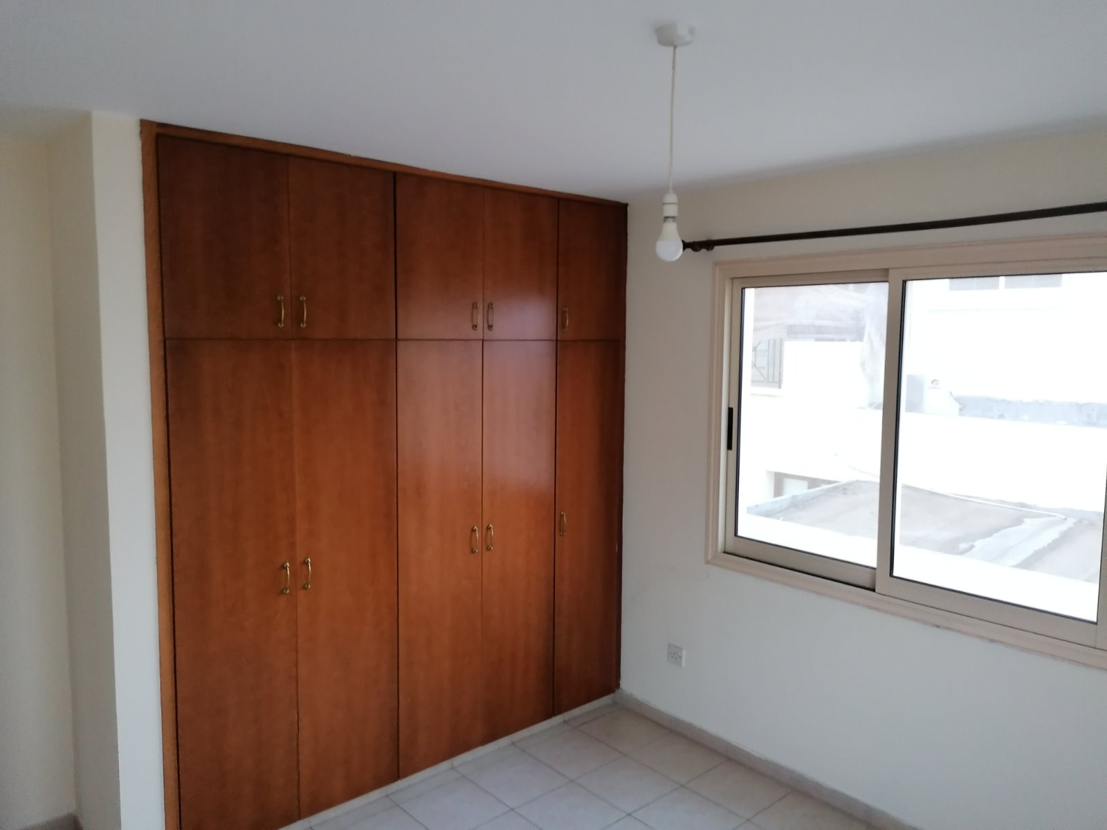 three-bedroom-flat-for-rent-CY2467