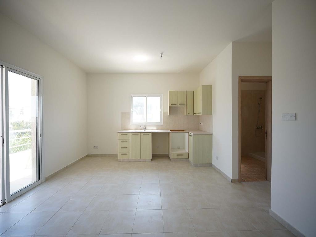 one-bedroom-flat-for-rent-in-oroklini-CY2471