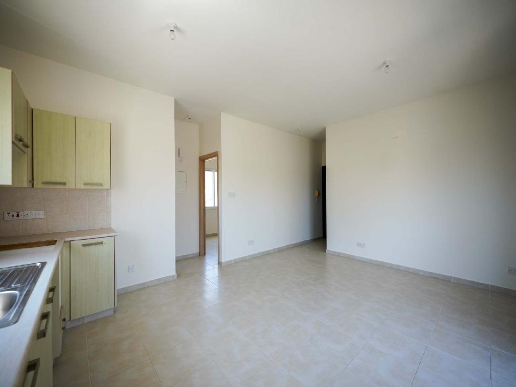 one-bedroom-flat-for-rent-in-oroklini-CY2471