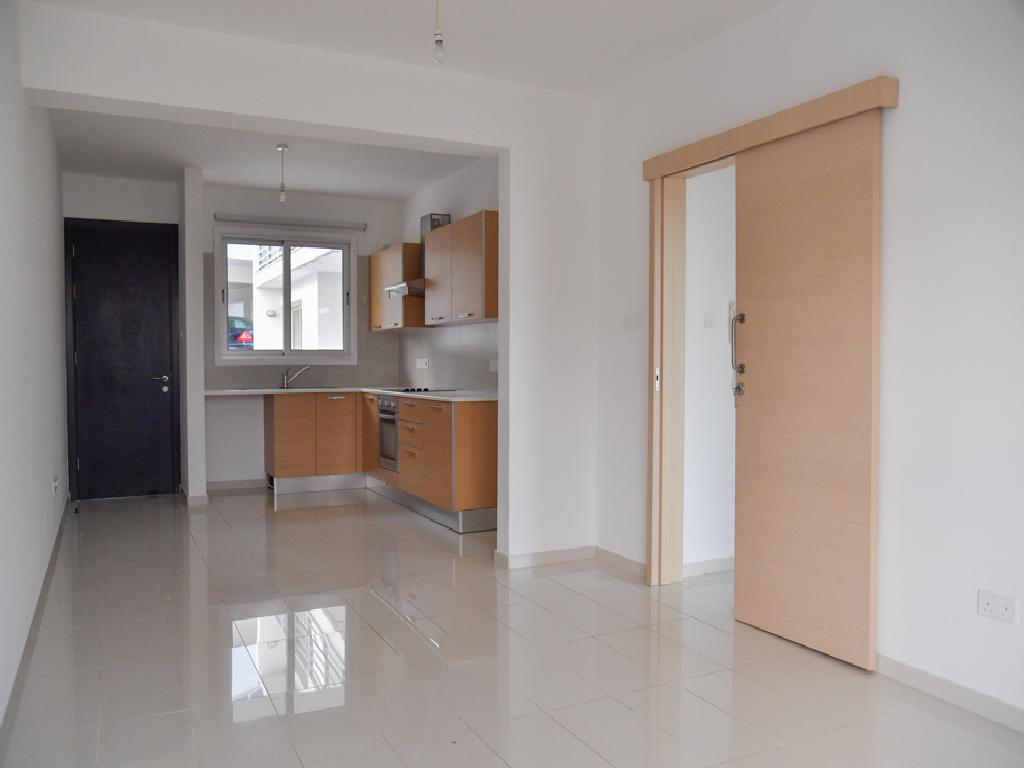 two-bedroom-flat-for-sale-in-mazoto-CY2472