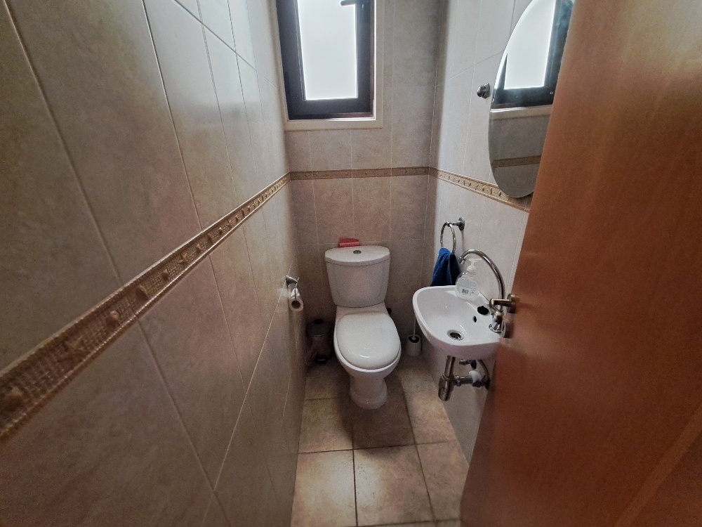 hoiuse-for-rent-in-livadia-CY2556