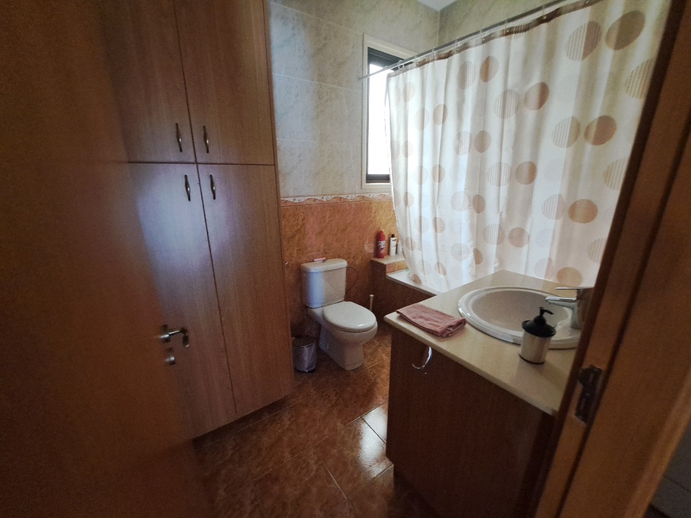 hoiuse-for-rent-in-livadia-CY2556