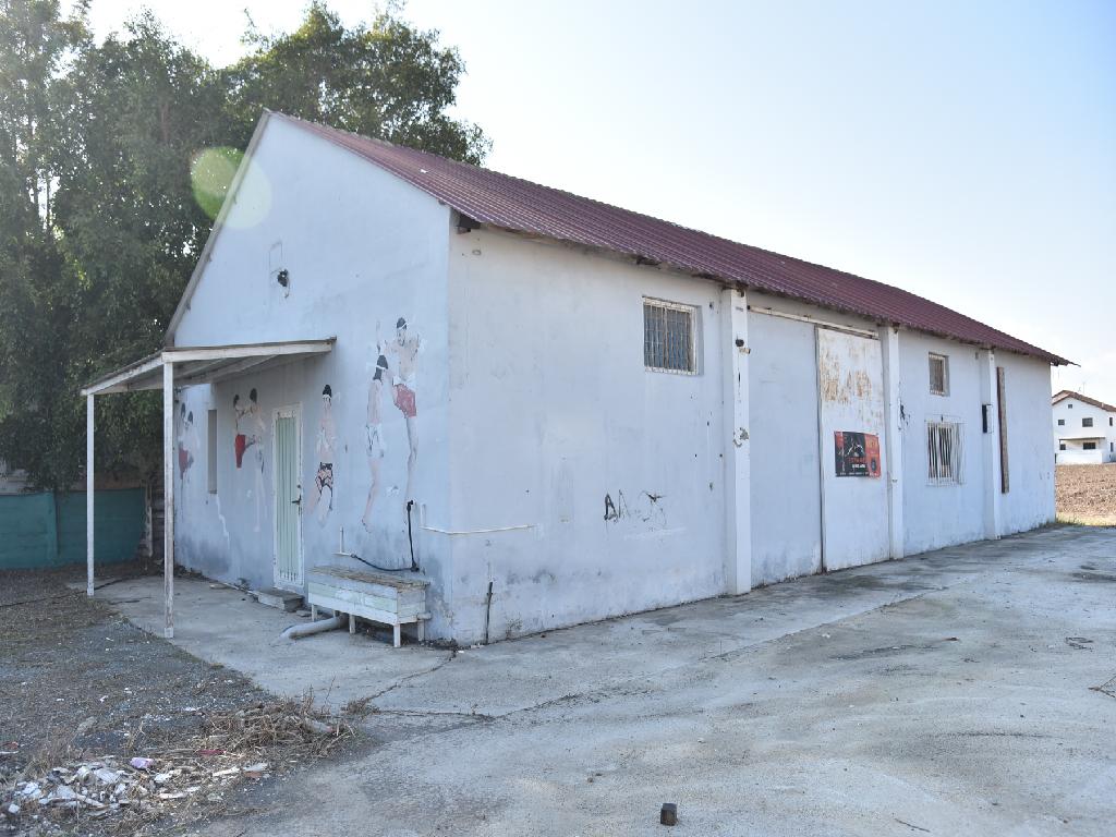 warehouse-for-sale-in-dromolaxia-CY2565