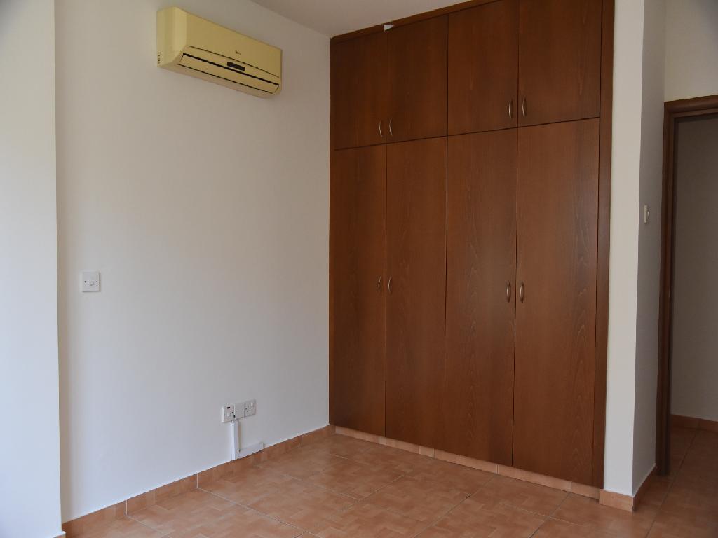 three-bedroom-apartment-for-sale-in-sotiros-quarter-in-larnaca-CY2588